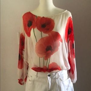 Varga Chiffon top with poppy flower in M